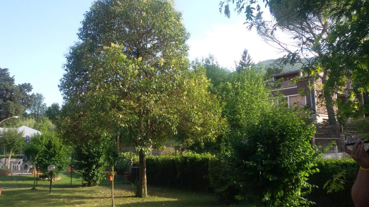 Hotel Le Vigne Contigliano Extérieur photo