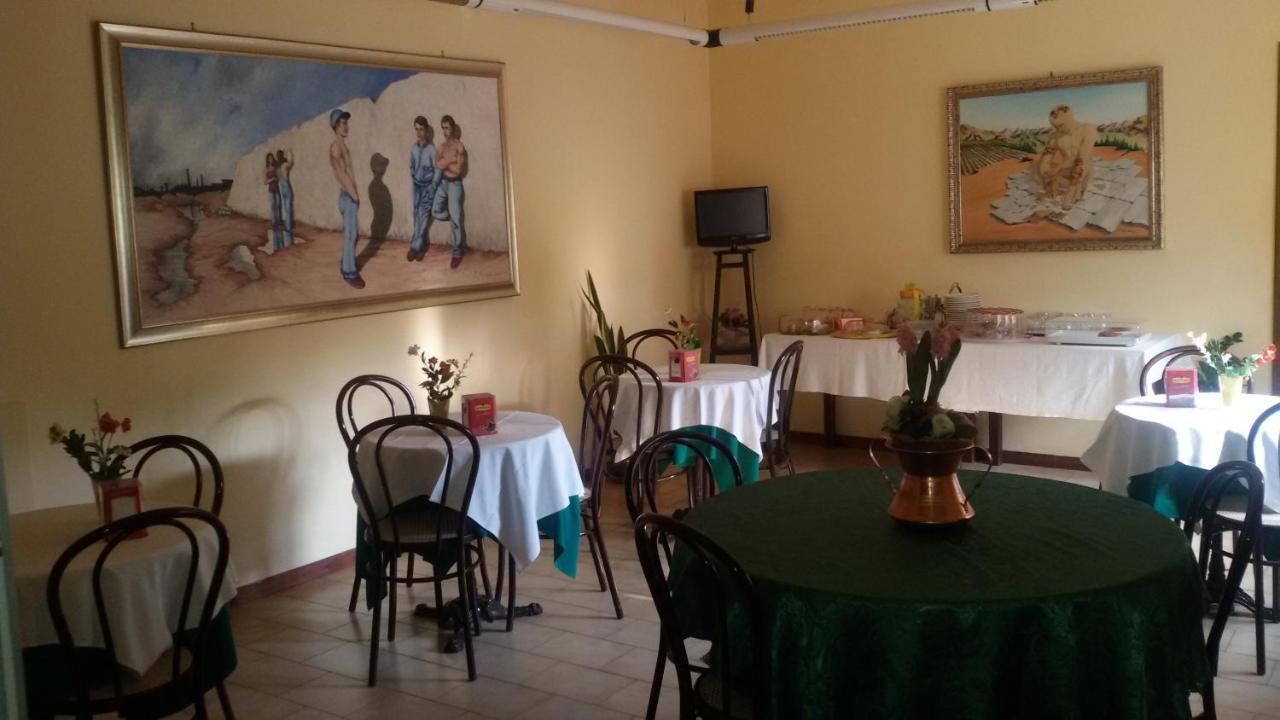 Hotel Le Vigne Contigliano Extérieur photo